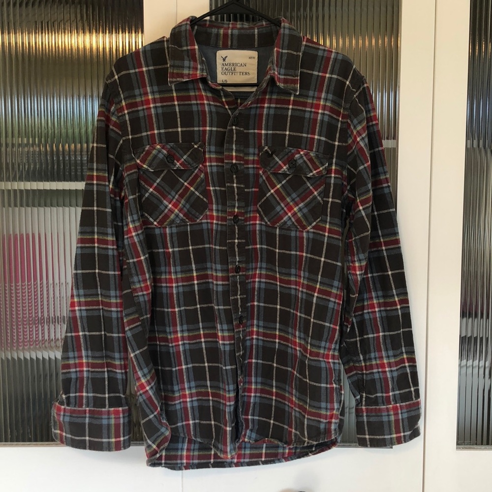 American eagle flannel button down